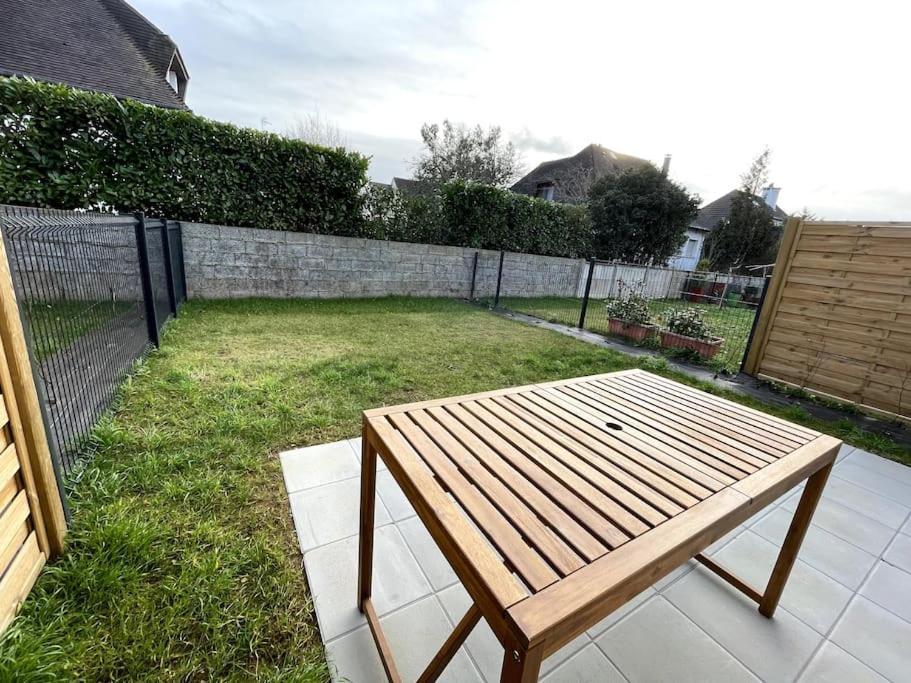 Freesia, Maison Neuve Avec Jardin Et Garage Caen Dış mekan fotoğraf